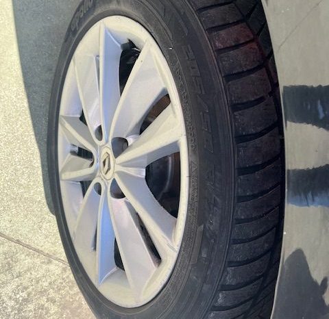 
								RENAUTL MEGANE pieno									