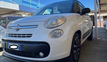 
									FIAT 500L pieno								