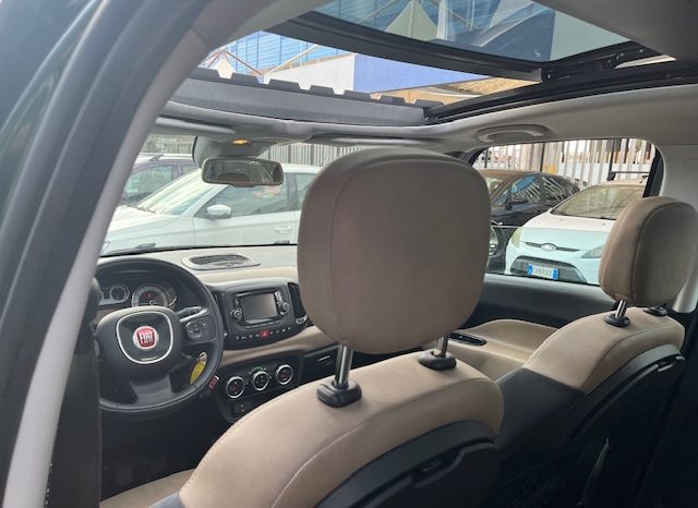 
								FIAT 500L TETTO APRIBILE E PANORAMICO pieno									