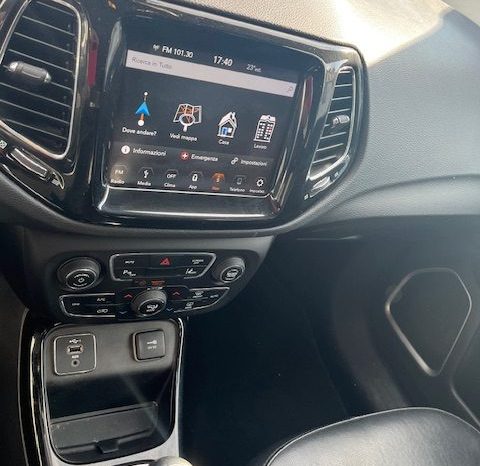 
								JEEP COMPASS LIMITED 1,6 MJ RETRO CAMERA, NAVIGATORE… pieno									