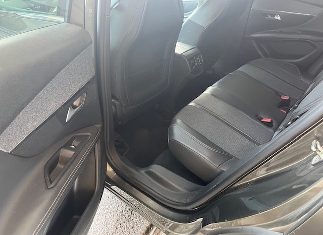 
								PEUGEOT 3008 1,6 DIESEL GT- LINE AUTOMATICA pieno									