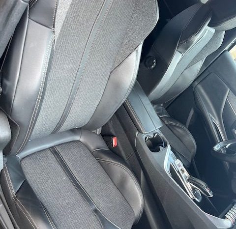 
								PEUGEOT 3008 1,6 DIESEL GT- LINE AUTOMATICA pieno									