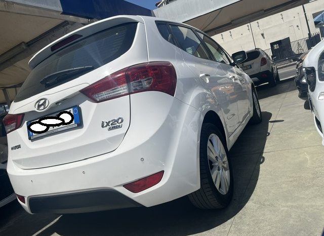 
								HYUNDAI IX20 1,4 DIESEL pieno									