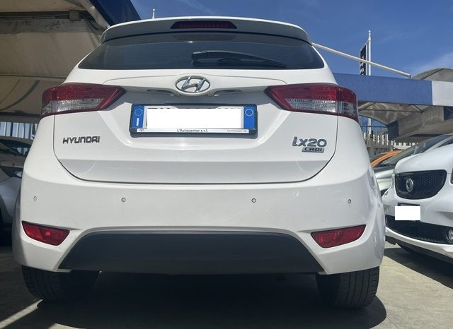 
								HYUNDAI IX20 1,4 DIESEL pieno									