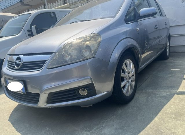 
								OPEL ZAFIRA pieno									