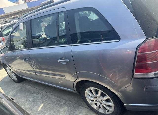 
								OPEL ZAFIRA pieno									