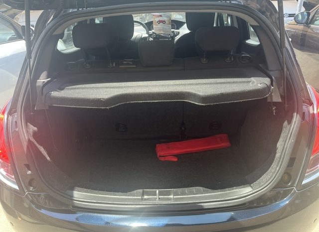
								LANCIA YPSILON AUTOMATICA pieno									