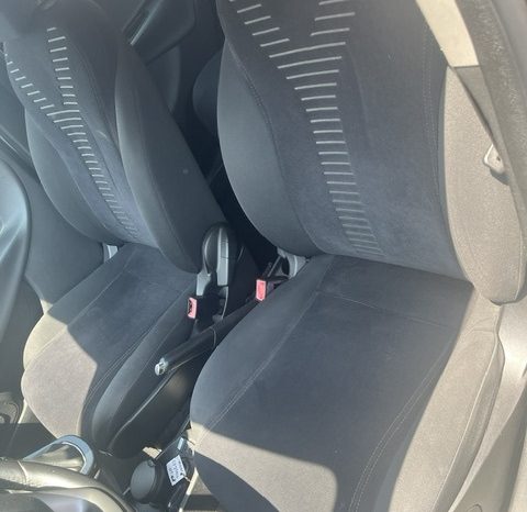
								LANCIA YPSILON AUTOMATICA pieno									