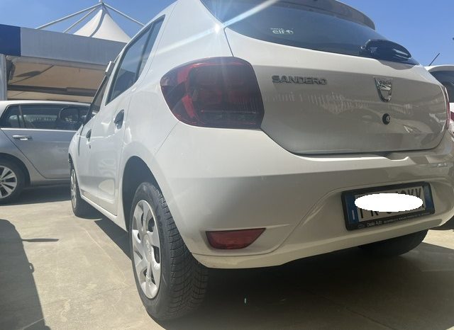 
								DACIA SANDERO 06/2017 pieno									