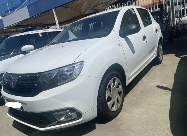 
								DACIA SANDERO 06/2017 pieno									