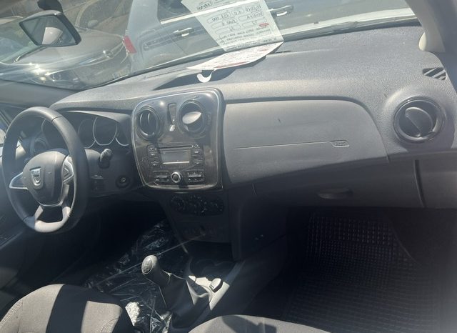 
								DACIA SANDERO 06/2017 pieno									