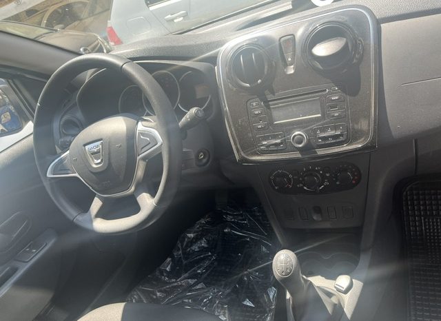 
								DACIA SANDERO 06/2017 pieno									