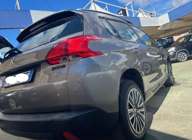 
								PEUGEOT 2008 pieno									