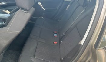
									PEUGEOT 2008 pieno								