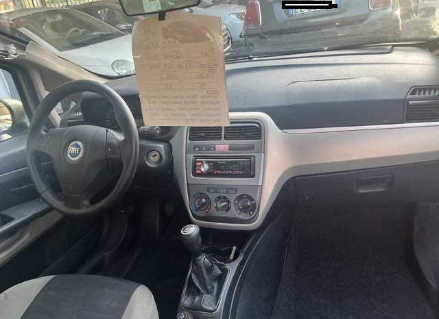 
								FIAT GRANDE PUNTO 1,3 MJ pieno									