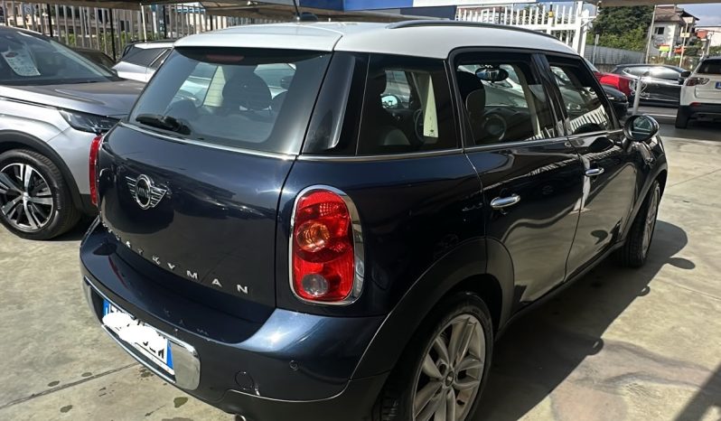 
								MINI COUNTRYMAN pieno									