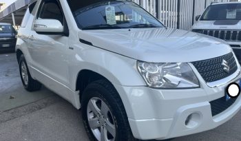 
									SUZUKI VITARA 4X4 pieno								