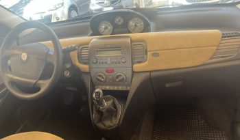 
									LANCIA YPSILON 1,2 pieno								