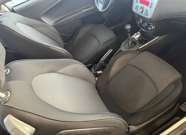 
								ALFA ROMEO MITO pieno									