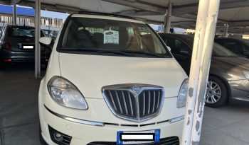 
									LANCIA MUSA 1,3 MJ TETTO APRIBILE E PANORAMICO pieno								