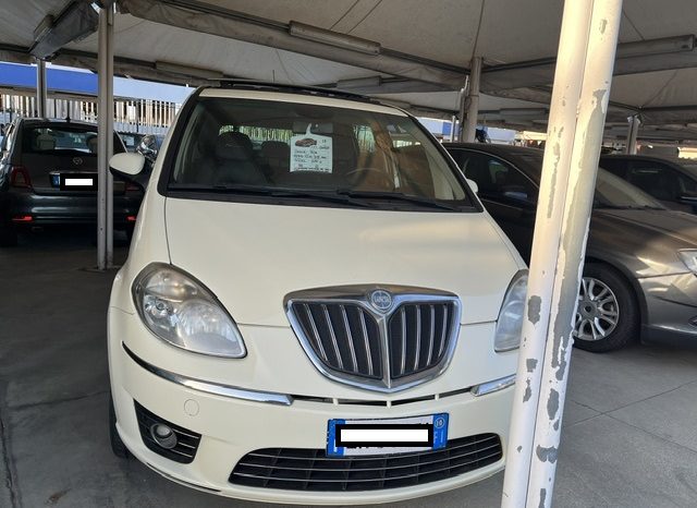 
								LANCIA MUSA 1,3 MJ TETTO APRIBILE E PANORAMICO pieno									