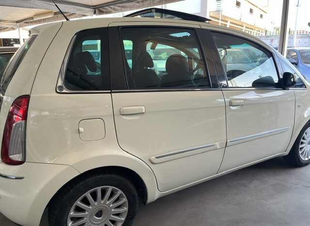 
								LANCIA MUSA 1,3 MJ TETTO APRIBILE E PANORAMICO pieno									