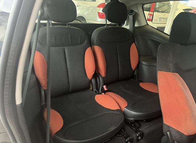 
								CITROEN C2 pieno									