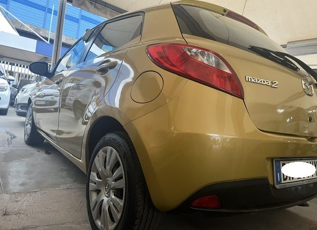 
								MAZDA 2 pieno									