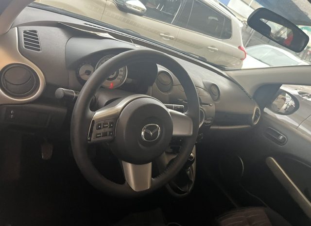 
								MAZDA 2 pieno									