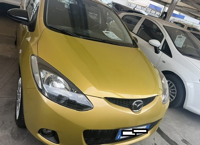 
								MAZDA 2 pieno									