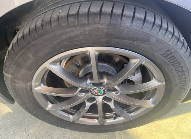 
								ALFA ROMEO GIULIA AUTOMATICA pieno									