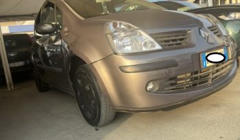
									RENAULT MODUS pieno								