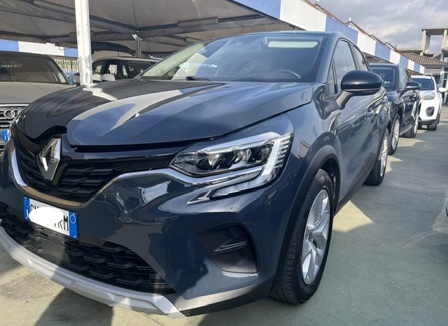 
								RENAULT CAPTUR 2023 AUTOMATICA pieno									