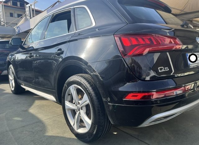 
								AUDI Q5 QUATTRO S- TRONIC pieno									