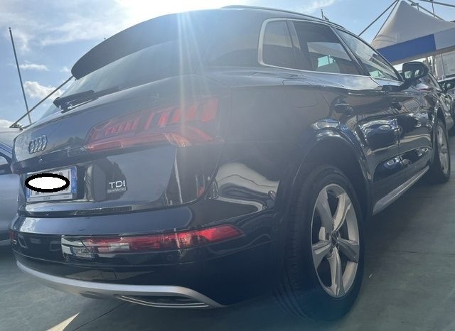 
								AUDI Q5 QUATTRO S- TRONIC pieno									