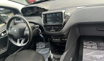 
									PEUGEOT 208 pieno								