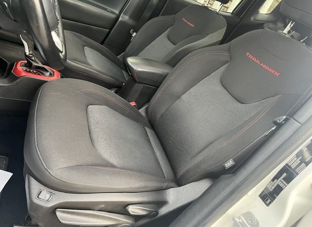 
								JEEP RENEGADE AUTOMATICA TETTO PANORAMICO pieno									