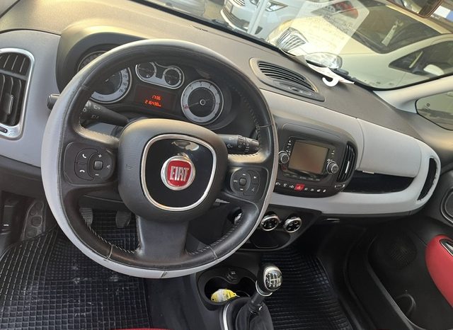 
								FIAT 500L BENZINA /METANO pieno									